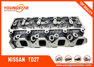 日産 TD27 （20MM）エンジンのシリンダー ヘッド日産 Terrano 1 - TD 2.7 - WD21