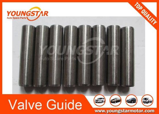 日産QD32 TD27のための13212-43G01 13213-43G01のヘッド弁ガイド