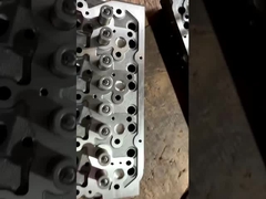 三菱フォークリフトの掘削機の建設機械のための31A0151043シリンダー ヘッドのアッセンブリS4L S4L2