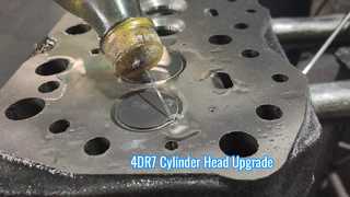 三菱 4DR7 シリンダーヘッド ME997271